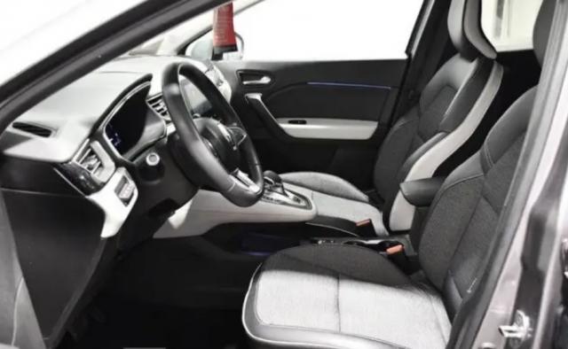 Renault Captur image 8