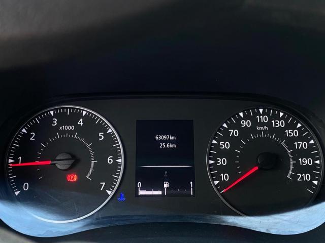 Renault Master image 8