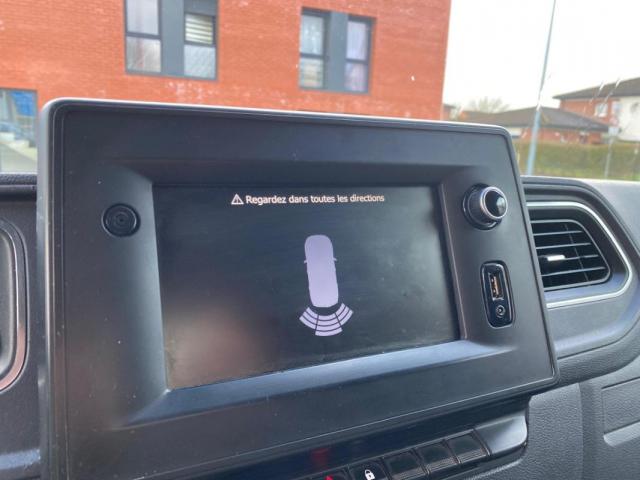 Renault Master image 7