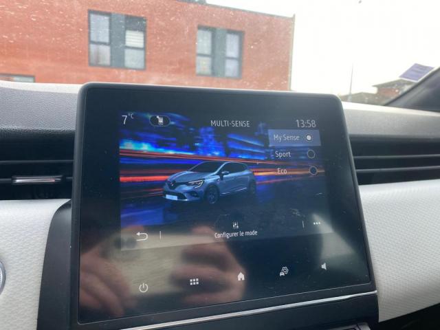 Renault Clio image 7