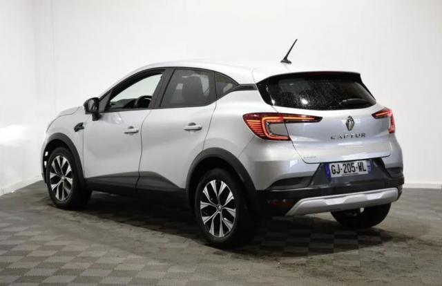 Renault Captur image 2