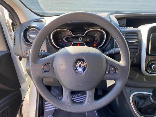 Renault Trafic image 4