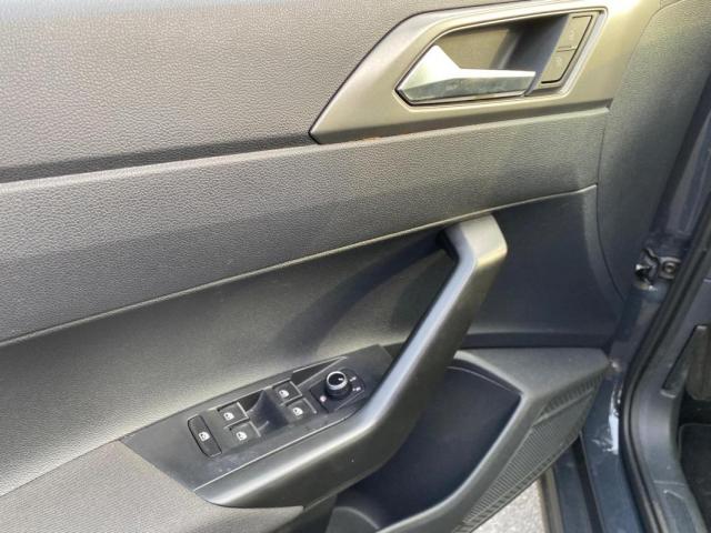 Volkswagen Polo image 9