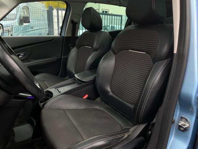 Renault Grand Scénic image 6