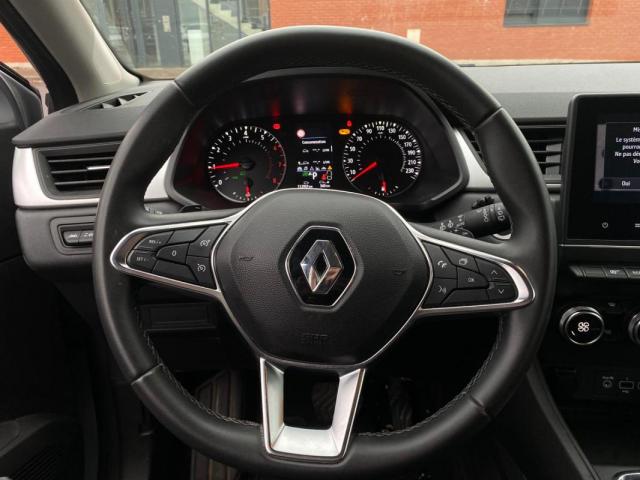 Renault Captur image 2