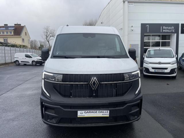 Renault Master image 1