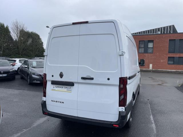 Renault Master image 4
