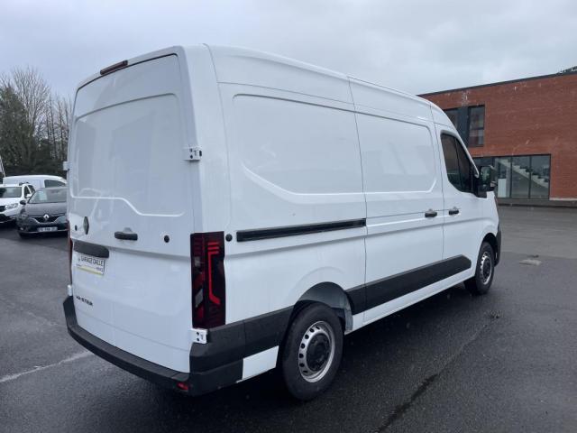 Renault Master image 3