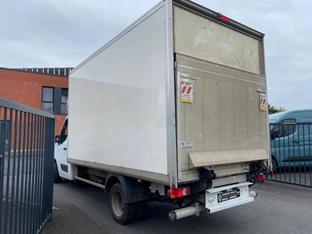 Renault Master image 8