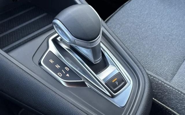 Renault Captur image 1