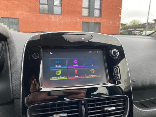 Renault Clio image 1