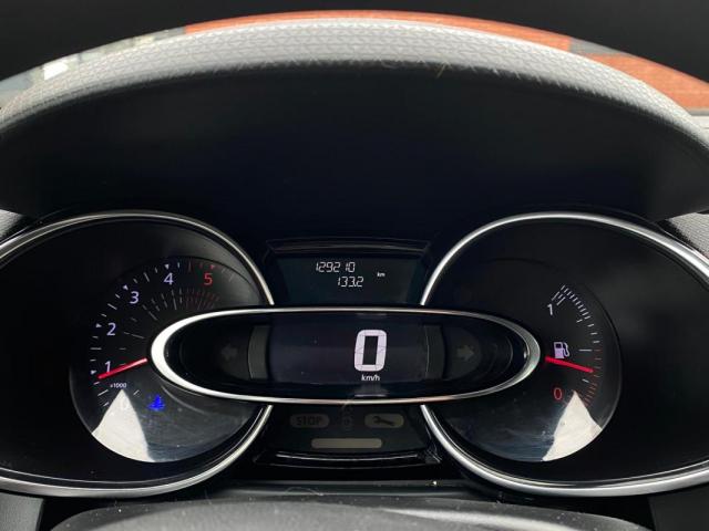 Renault Clio image 2