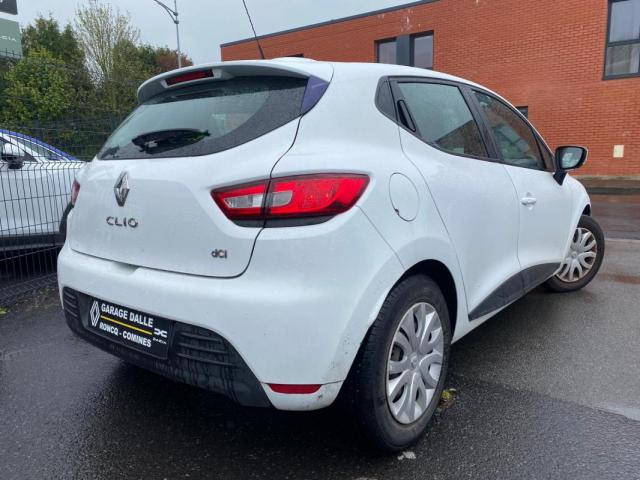 Renault Clio image 8