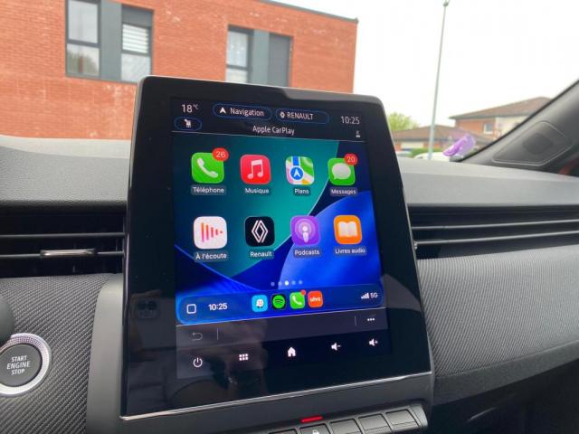 Renault Clio image 9