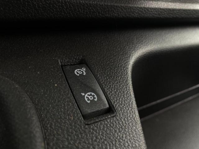 Renault Master image 3