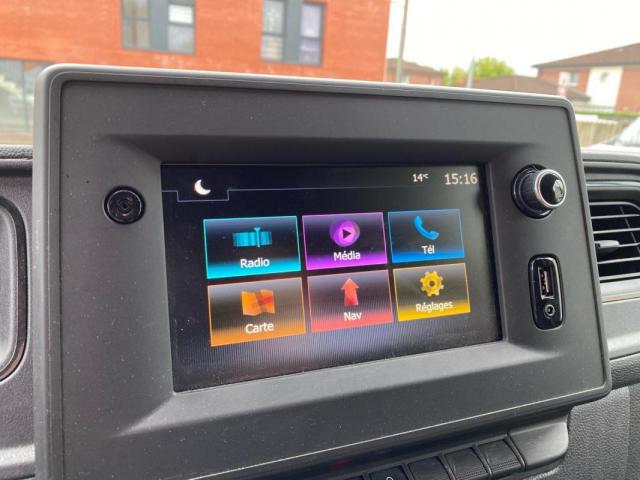 Renault Master image 7
