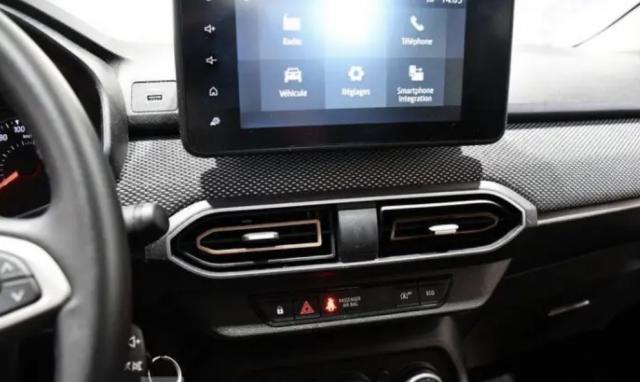 Dacia Sandero image 6