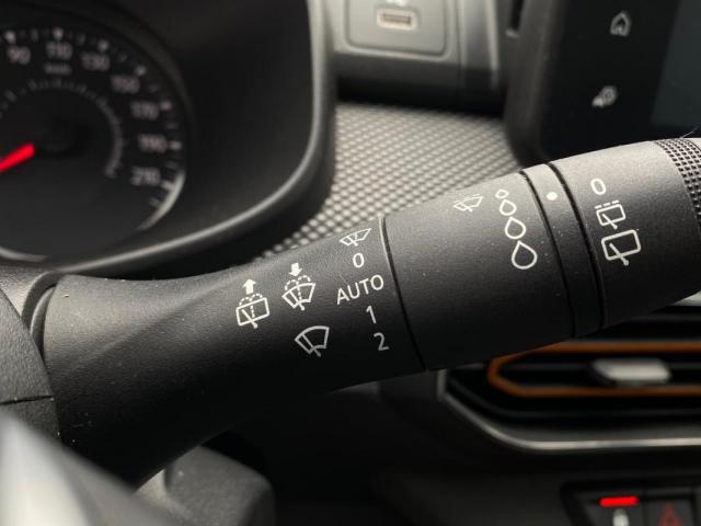Dacia Sandero image 2