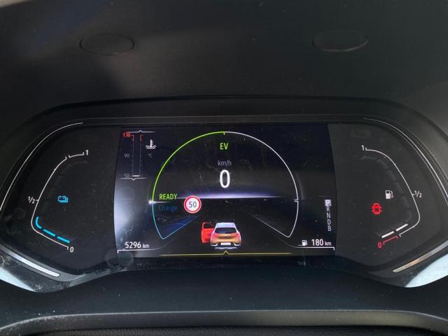 Renault Captur image 8