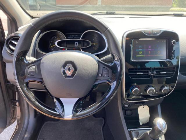 Renault Clio Estate image 6