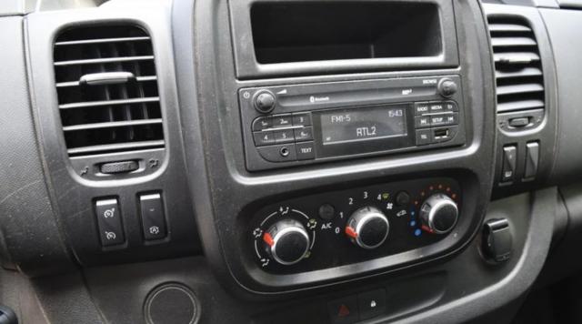 Renault Trafic image 5