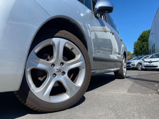 Peugeot 3008 image 1