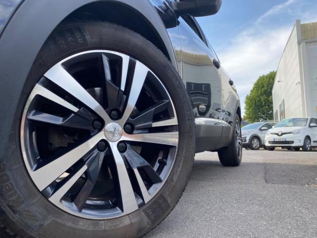 Peugeot 3008 image 6