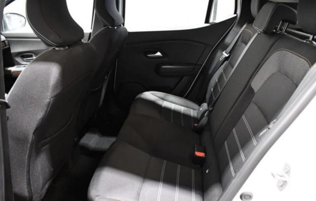 Dacia Sandero image 8