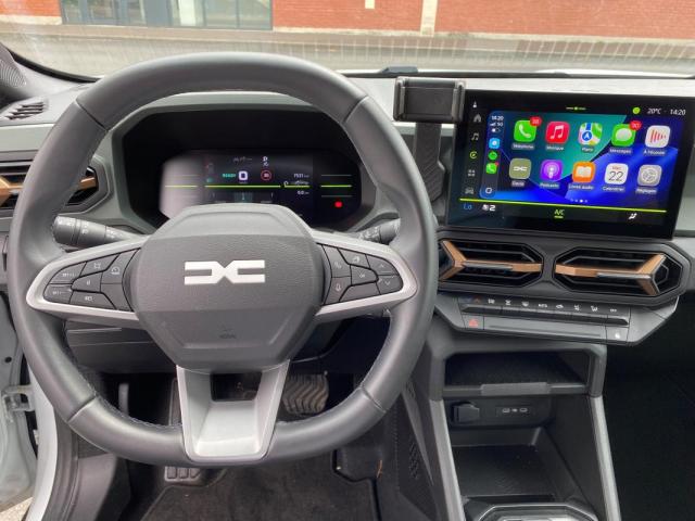 Dacia Duster image 1