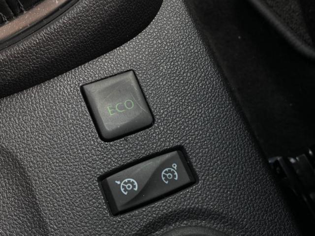 Renault Captur image 9