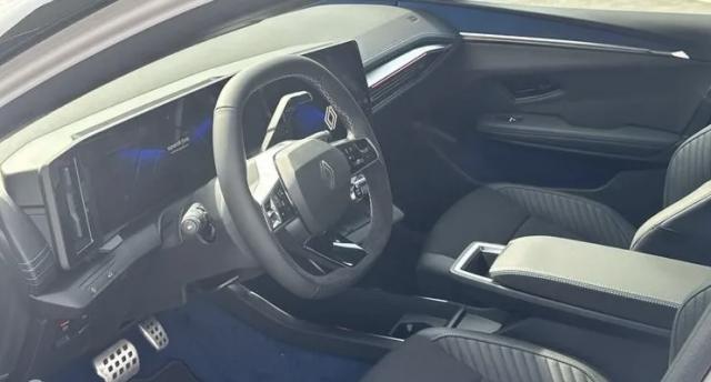 Renault Scénic image 2