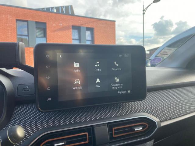 Dacia Sandero image 2