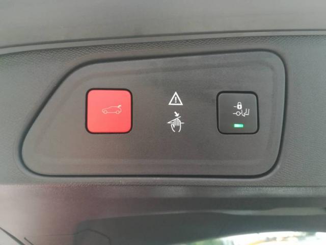 Peugeot 3008 image 16