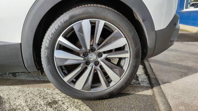 Peugeot 3008 image 16