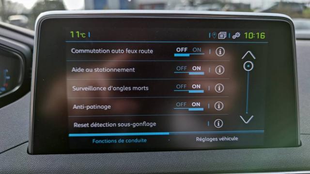 Peugeot 3008 image 18