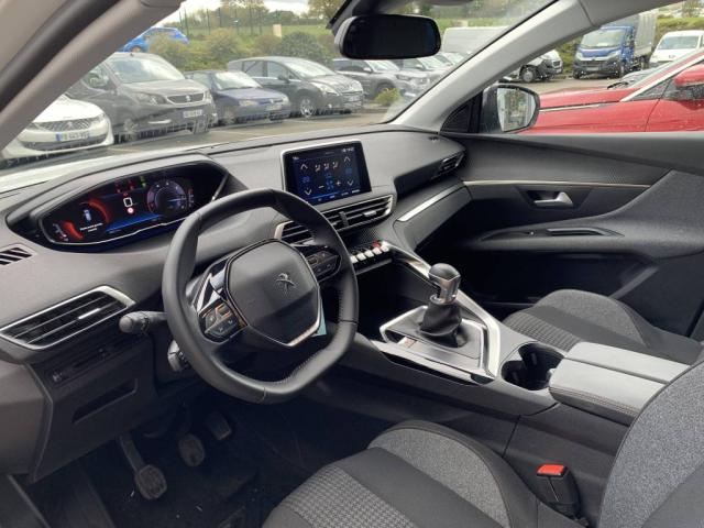 Peugeot 3008 image 6