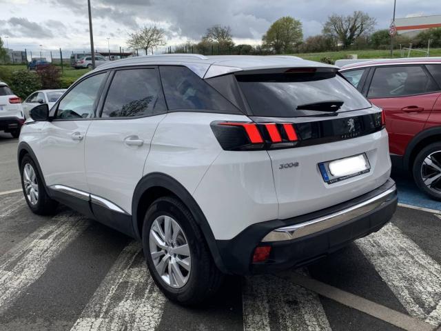 Peugeot 3008 image 1