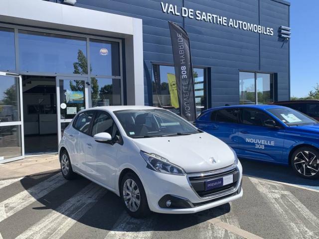Peugeot 208 image 6