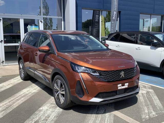 Peugeot 5008 image 2