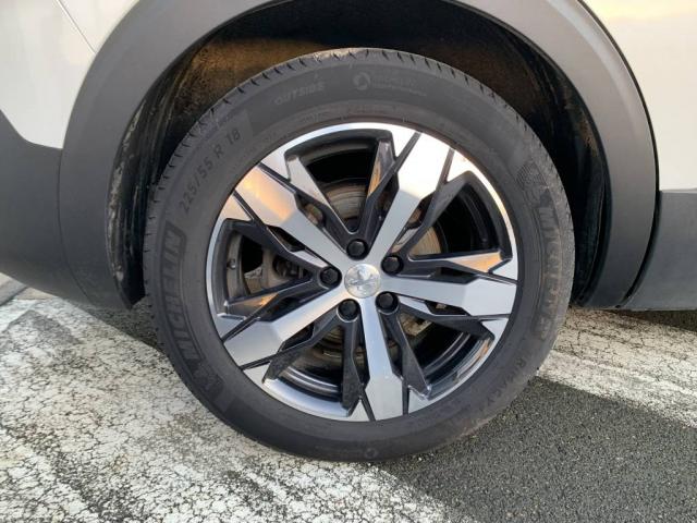 Peugeot 5008 image 1