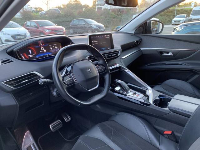 Peugeot 5008 image 9