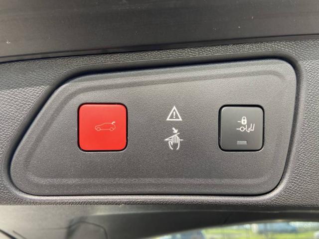 Peugeot 3008 image 2