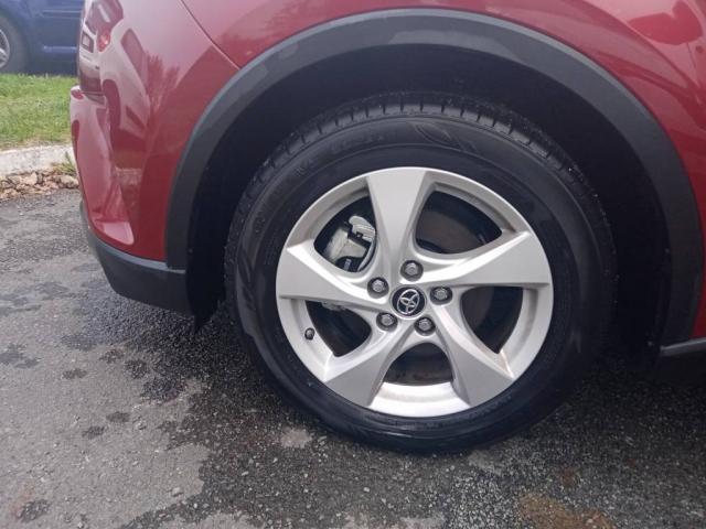 Toyota C-Hr image 1