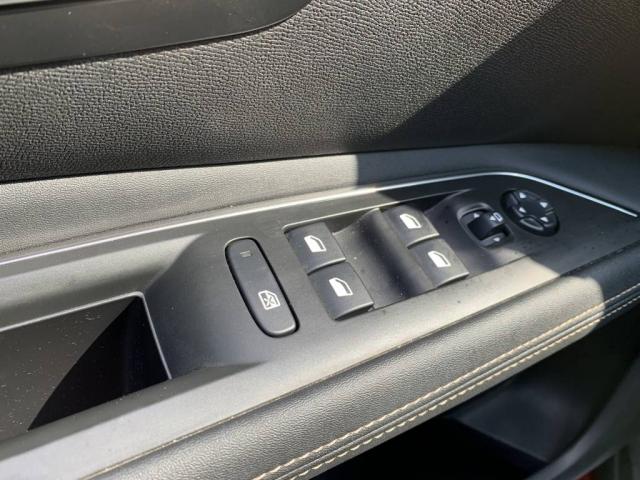 Peugeot 3008 image 8