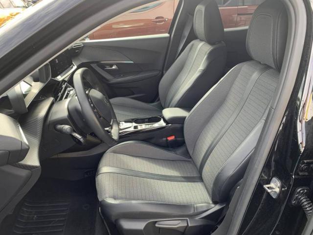 Peugeot 2008 image 9