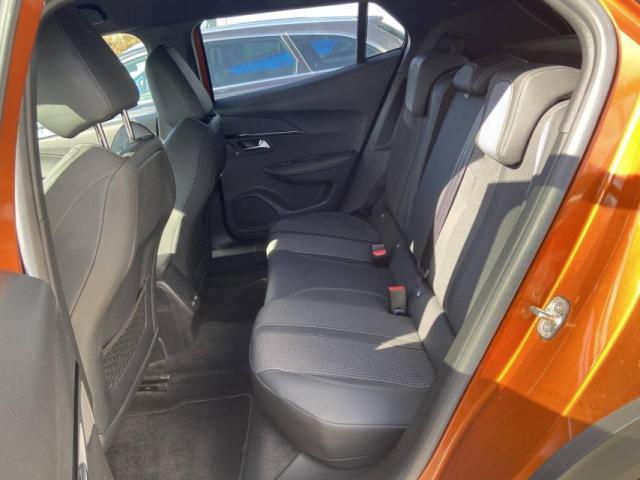 Peugeot 2008 image 3