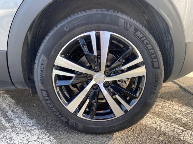 Peugeot 3008 image 9