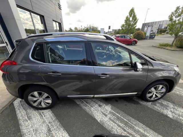 Peugeot 2008 image 5
