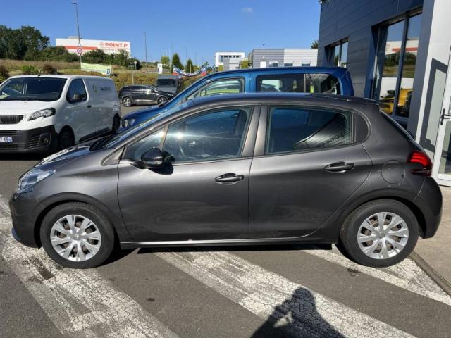 Peugeot 208 image 3