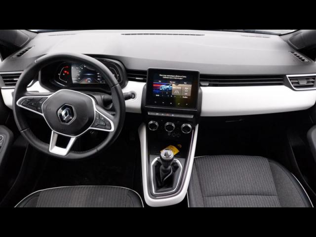 Renault Clio image 8